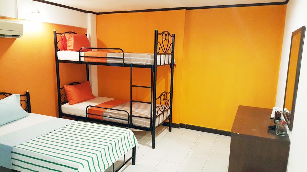 Hostel Mr.Sea In Bangkok Zewnętrze zdjęcie